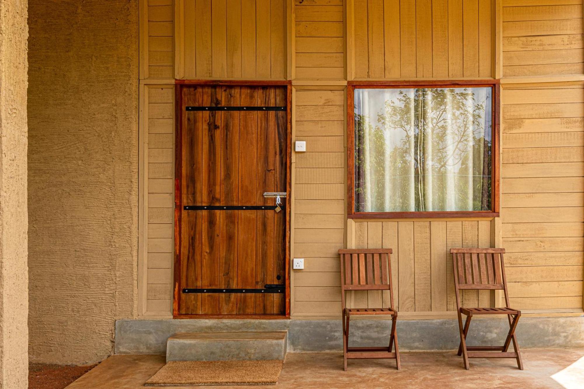 Rock Shade Chalet- Sigiriya Buitenkant foto